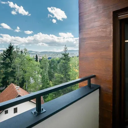 Viktor - Prestige Forest 아파트 즐라티보